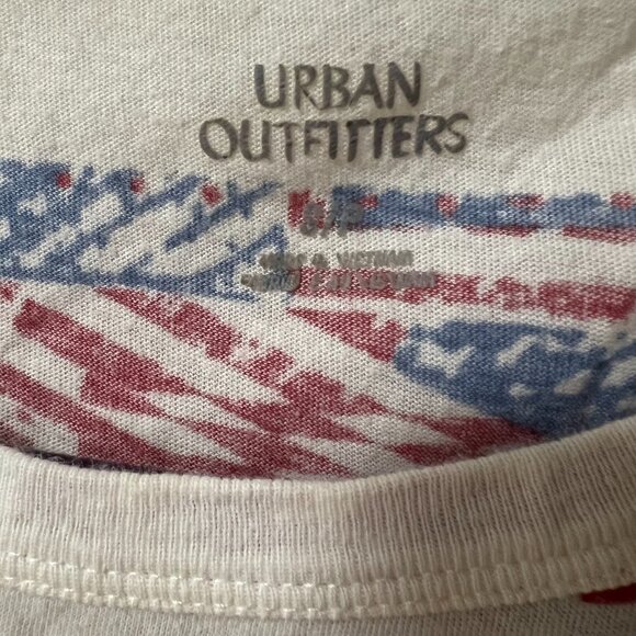 Urban Outfitters U.S. flag baby T-shirt (size small) - Picture 4 of 5